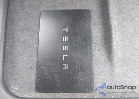 2023 Tesla Model Y Awd/Long Range Dual Motor All-Wheel Drive z USA, uszkodzony, nr VIN 7SAYGDEE8PA150850